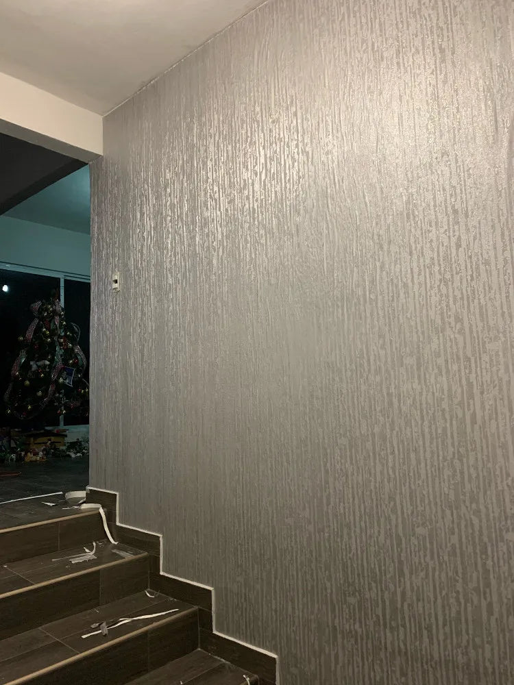 Ovoin Metallic Silver Textured Wallpaper
