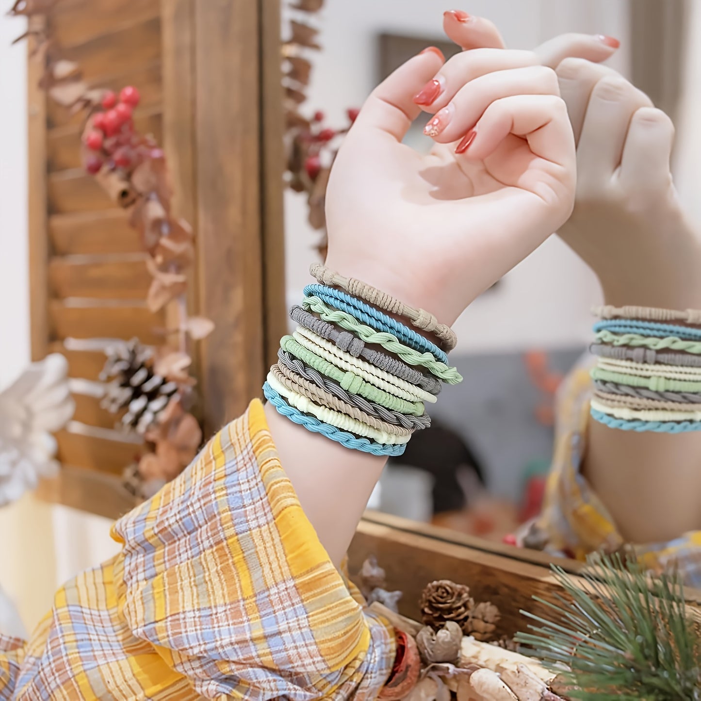 Cherrytree Boho Chic 20-Piece Hair Ties – No-Damage Ponytail Holders for Thick & Thin Hair, Stylish Brown Bracelet Design in 4 Unique Styles