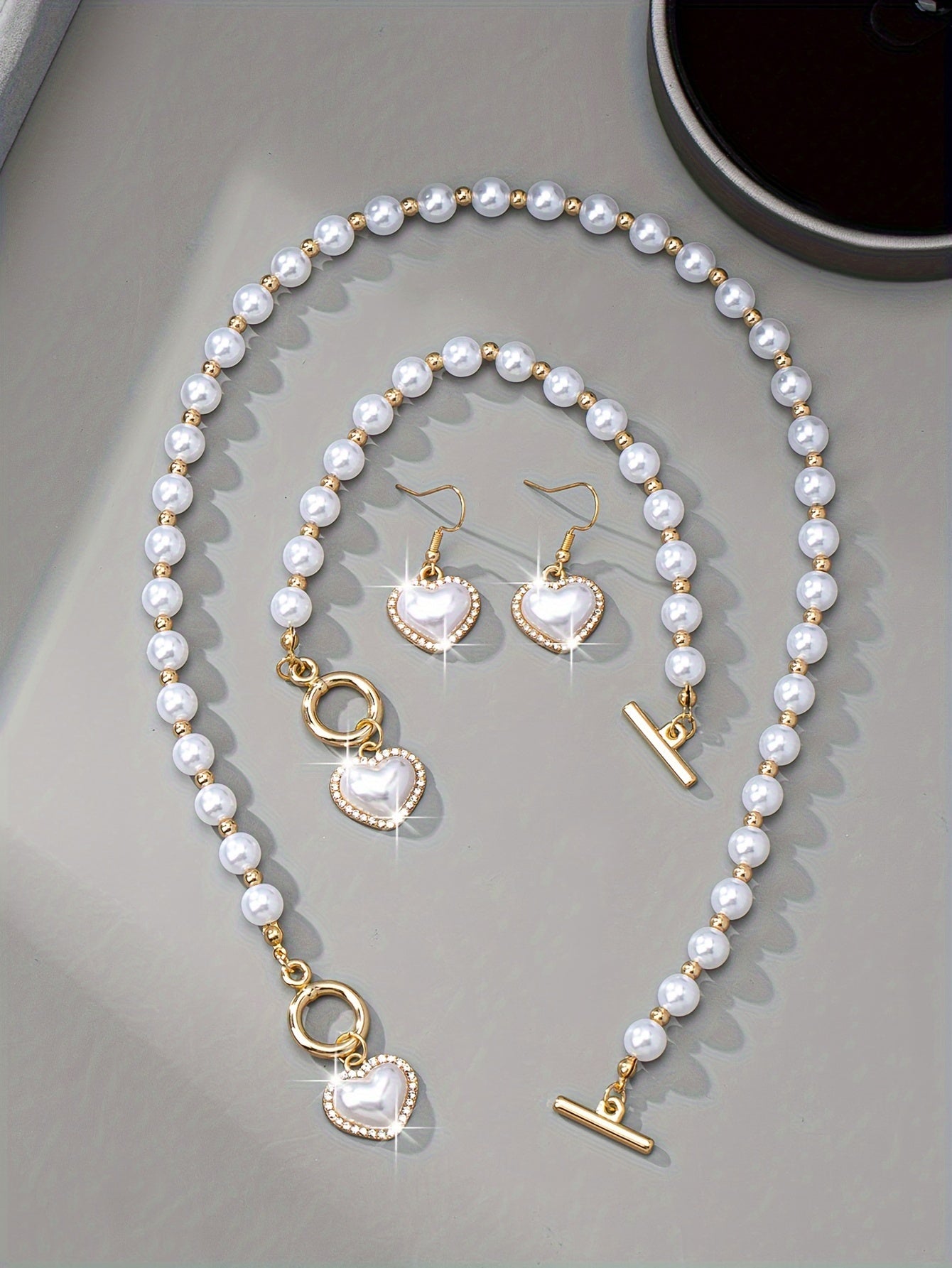 Elegant Classic Pearl Jewelry Set