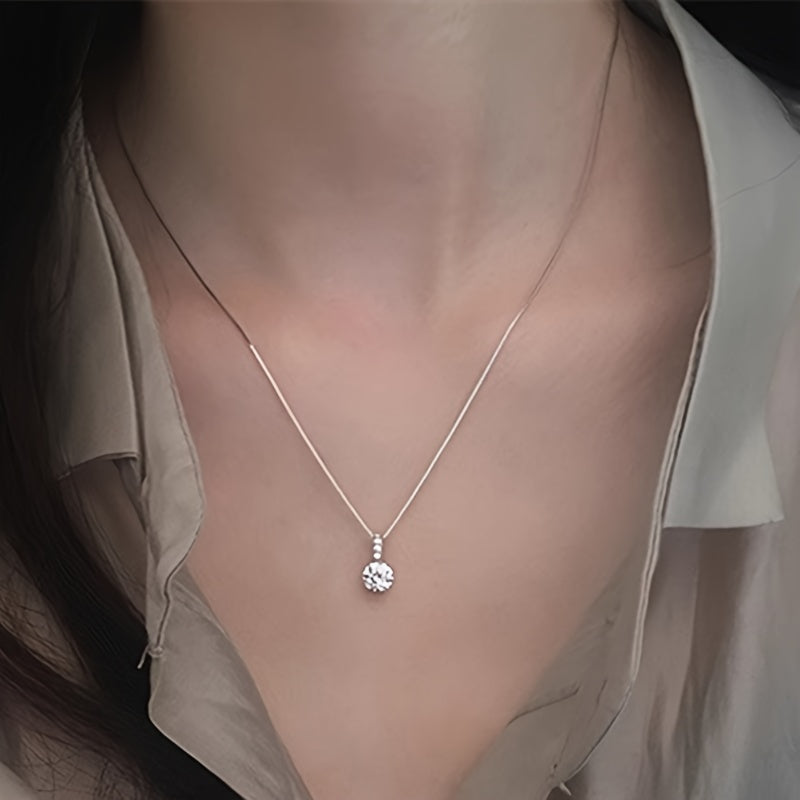 A Stylish And Luxurious Zirconia Necklace