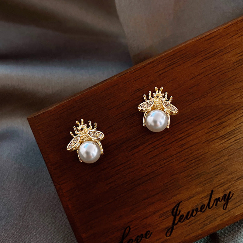 Trendy Elegant Bee Pearl Earrings