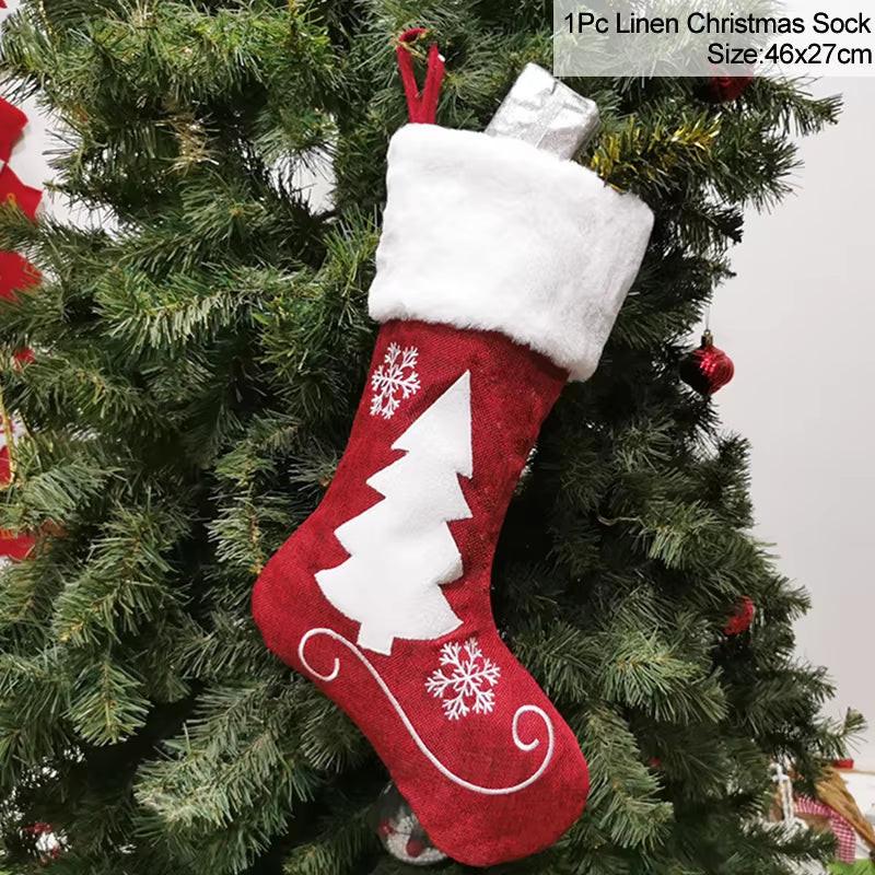 Handcrafted Knitted Christmas Stockings – Classic Holiday Décor for Gifts & Traditions