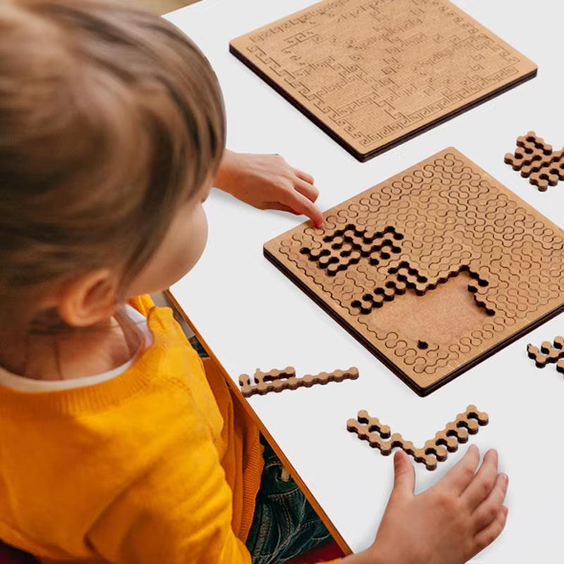 Impossible Wooden Puzzle – 10-Level Tangram Brain Teaser