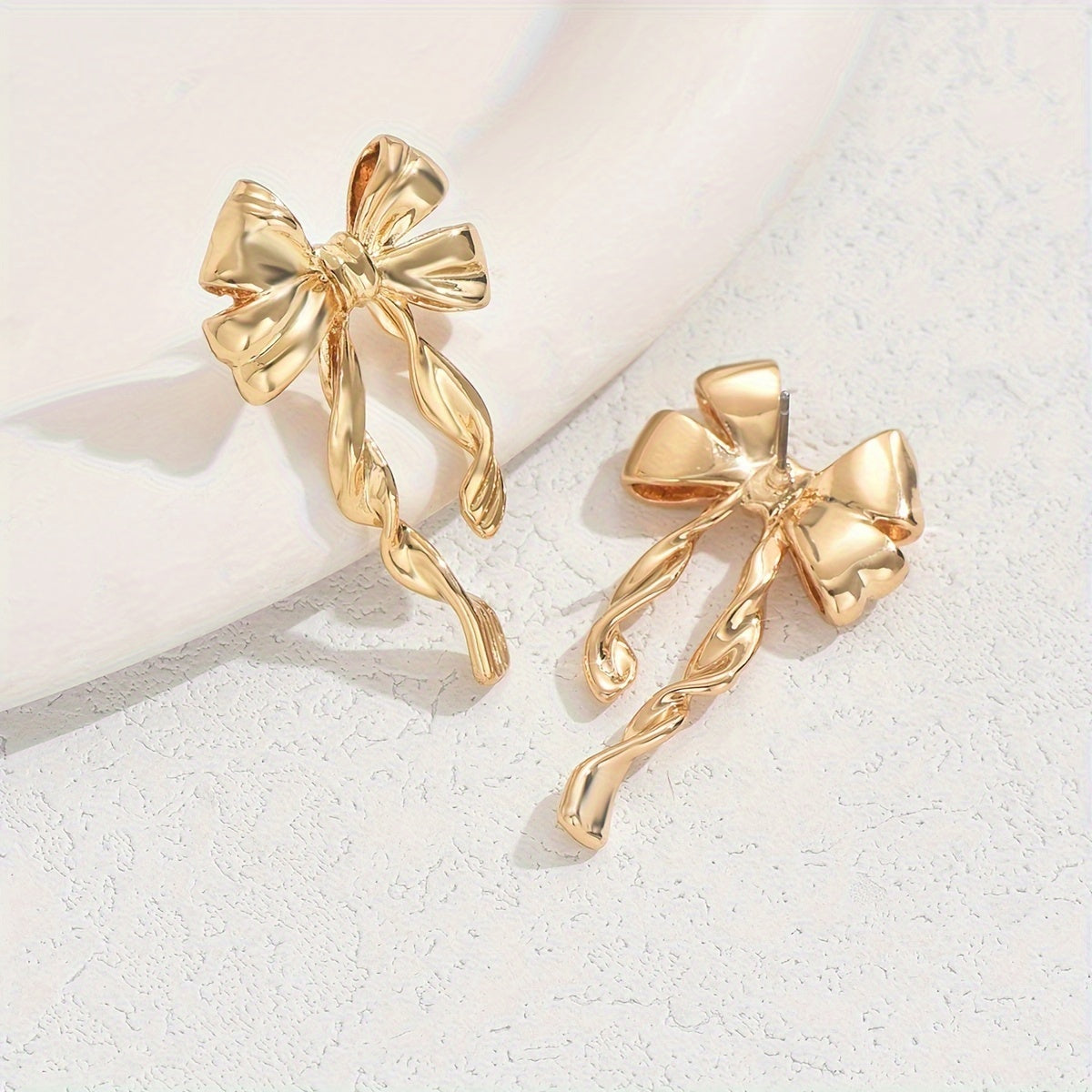 Elegant Golden-Tone Bow & Ribbon Dangle Earring