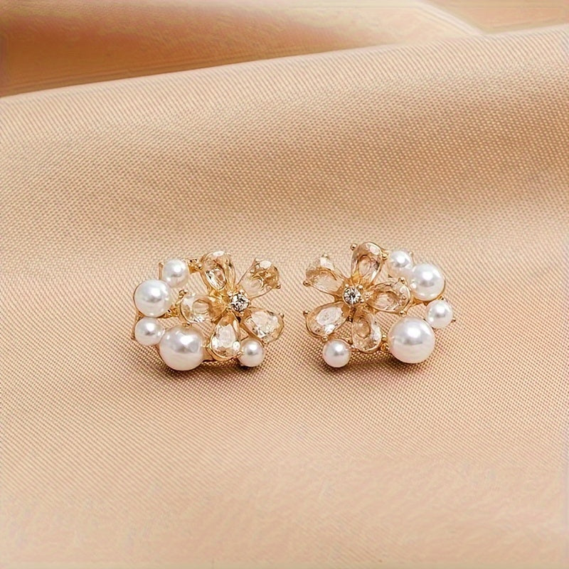 Elegant Floral Stud Earrings