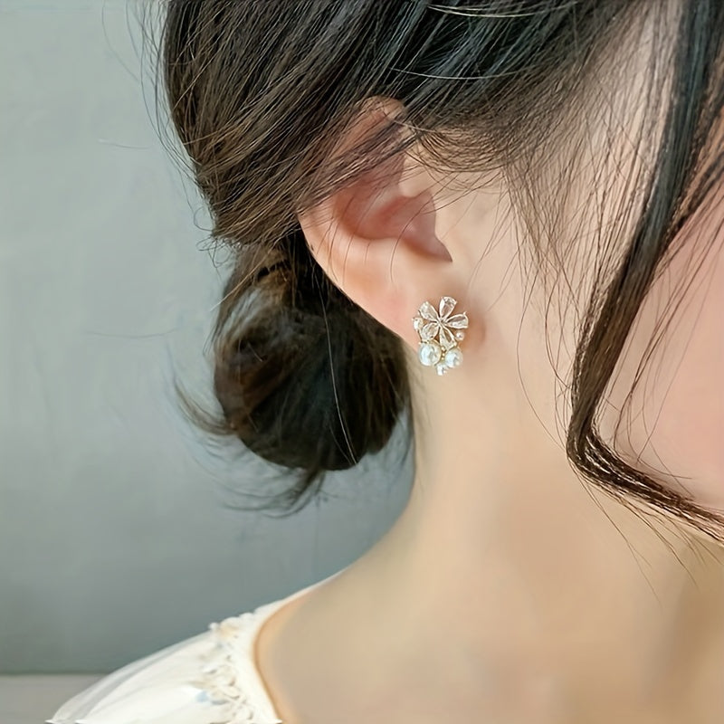 Elegant Floral Stud Earrings