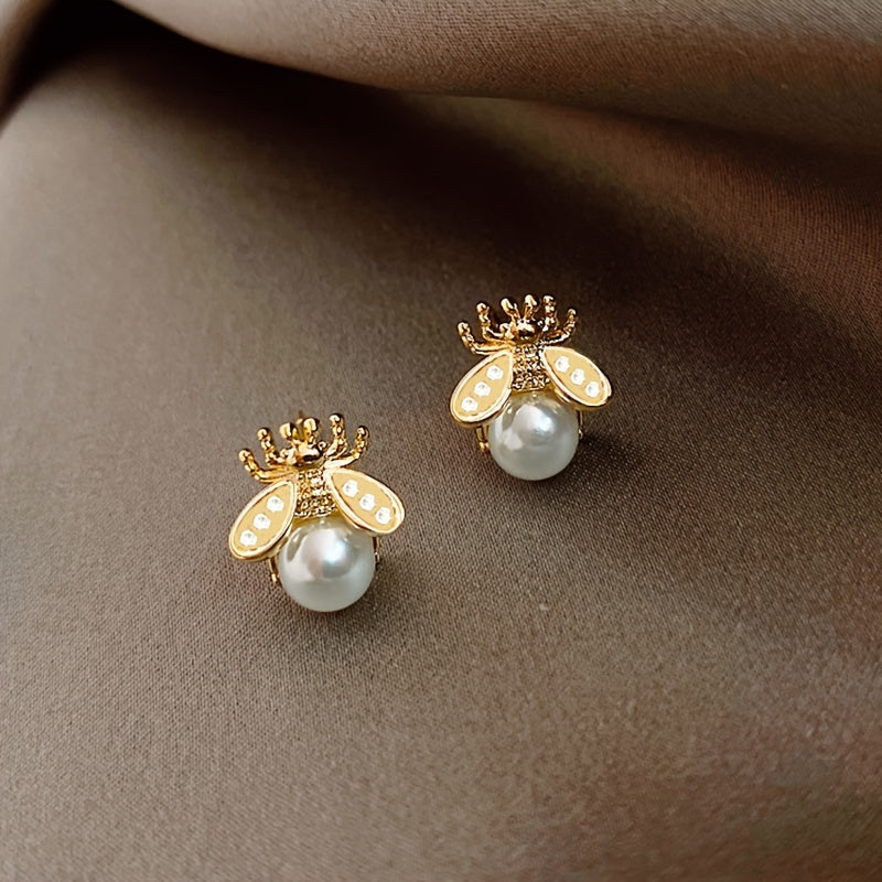 Trendy Elegant Bee Pearl Earrings