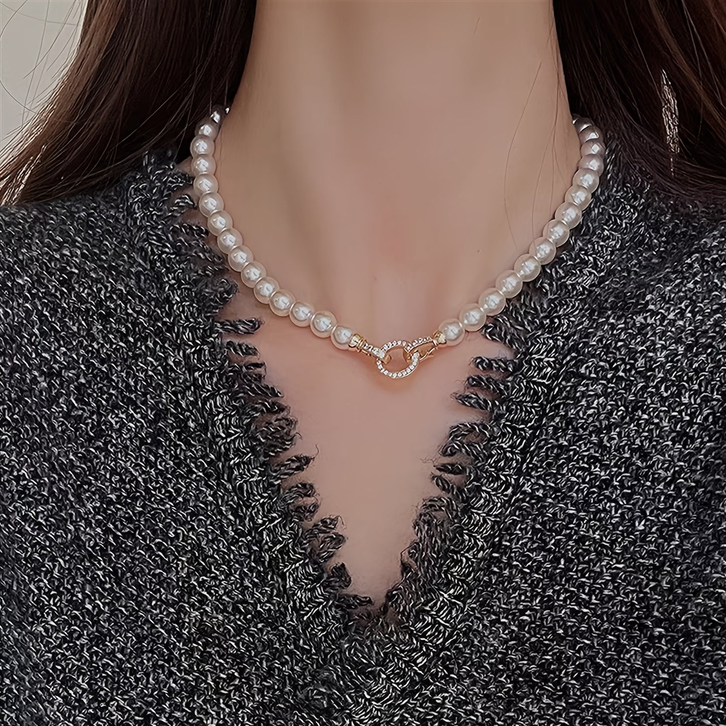 Elegant Freshwater Pearl Necklace with Clasp