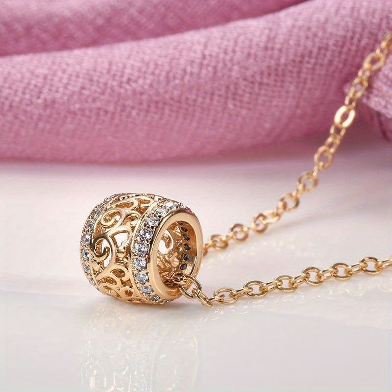 Exquisite Fashion Hollow Circle Gold Necklace