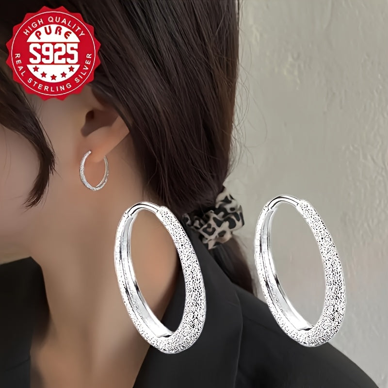 Pure Silvery Exquisite Round Ring Earrings