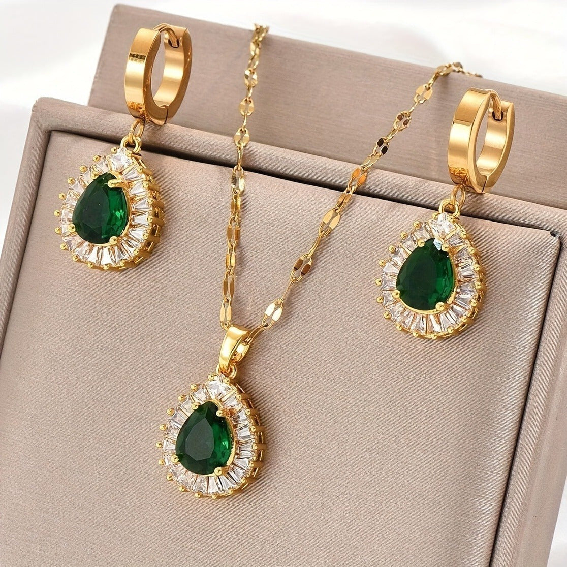 boho & elegant style golden drop necklace set