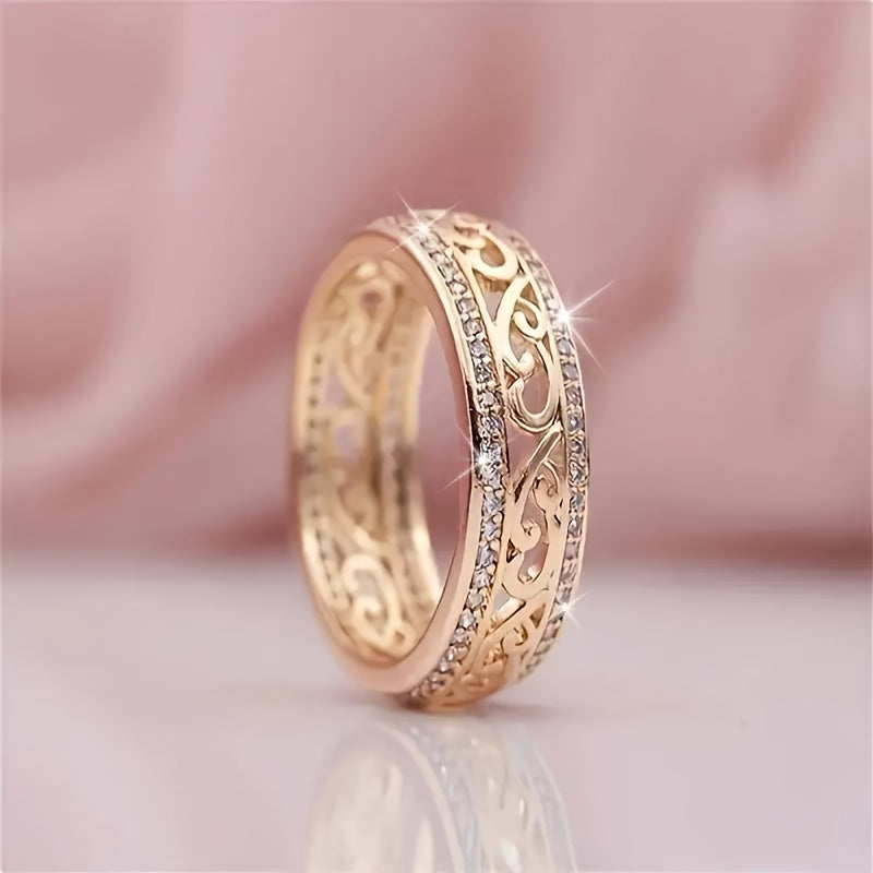 Elegant Hollow Pattern Ring with Sparkling Rhinestones