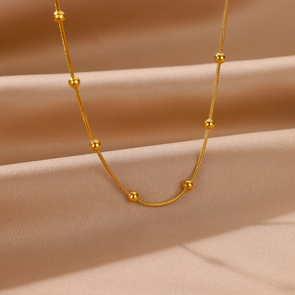 Simple and Elegant Gold  Necklace for Women