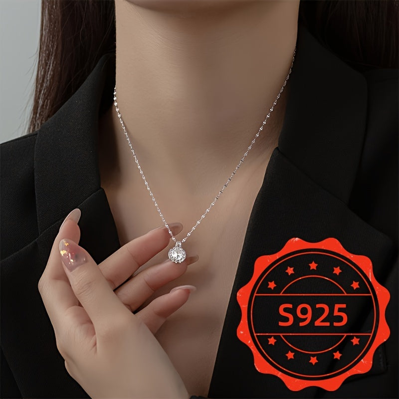 Elegant Sterling Silver Necklace with Luxurious Synthetic Zirconia