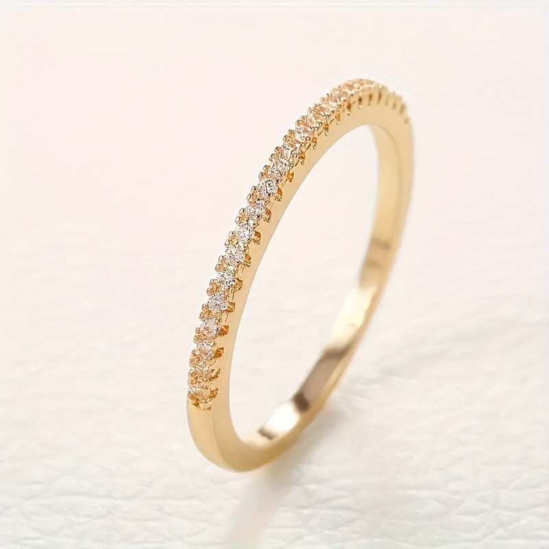 Minimalist And Elegant Synthetic Zirconia Ring