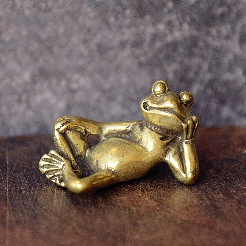 Retro Brass Frog Statue Incense Burner