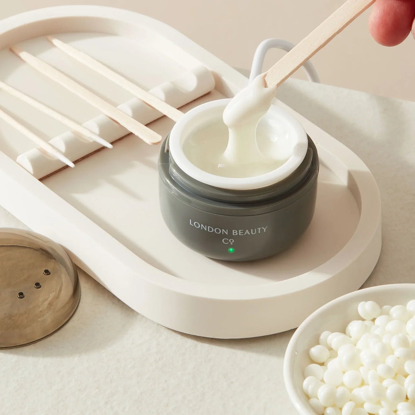 Mini Professional Wax Heater – USB Powered for Home & Mobile Use