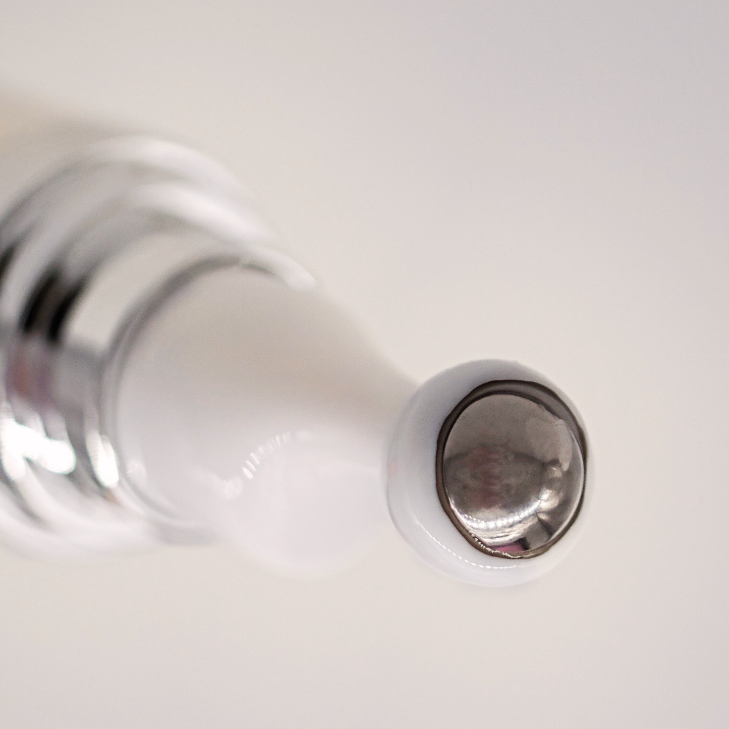 Anti-Fatigue Eye Serum with Eye Roller