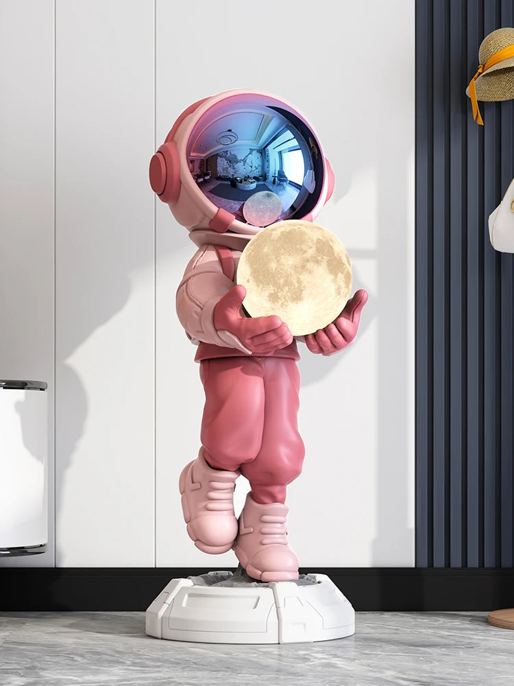 Creative Astronaut Lamp - Nordic Living Room Statue