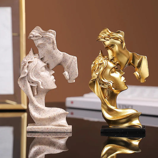 Mini Resin Lovers Kissing Statue Figurine