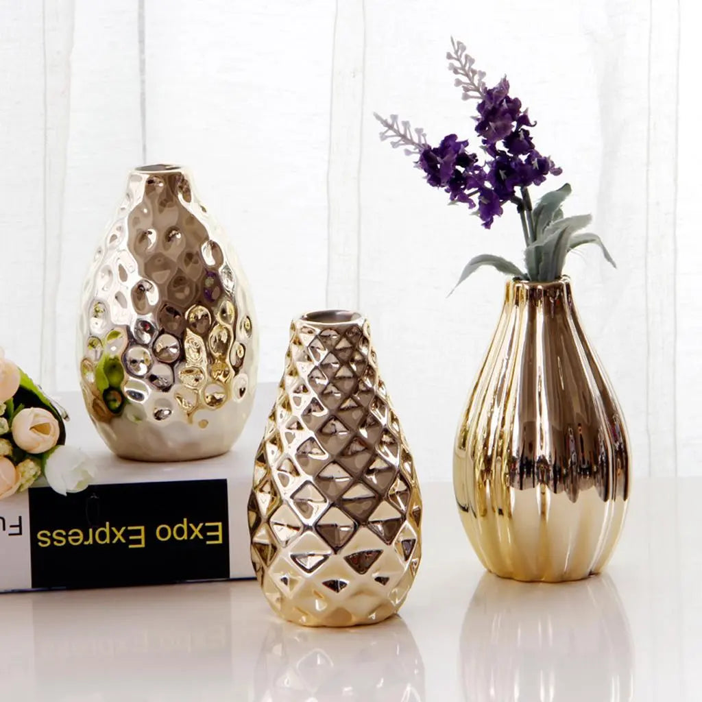 Modern Oval Ceramic Flower Vase: Unique Centerpiece Decor in Three Styles