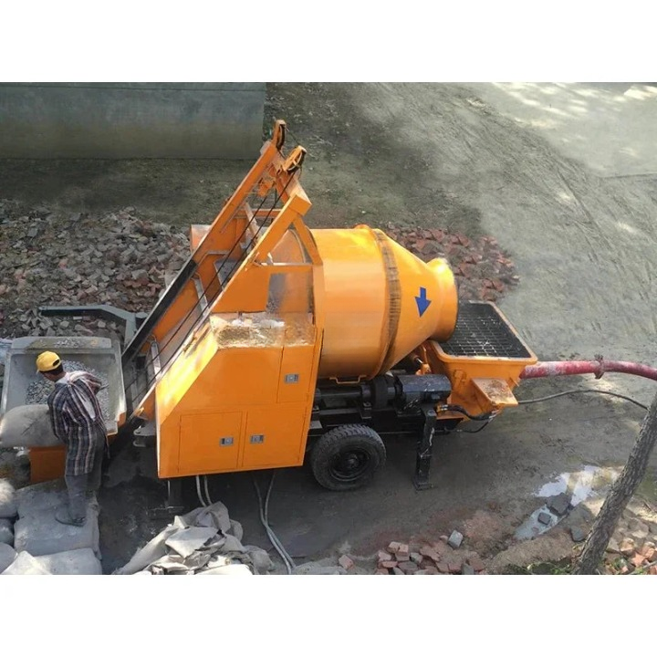 Portable Trailer-Mounted Concrete Mixer with Pump