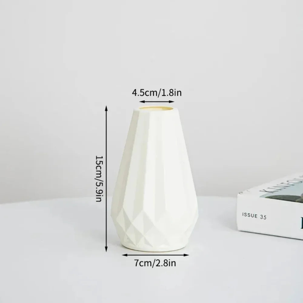 Diamond-Shaped Plastic Flower Vase: Nordic Modern Elegance