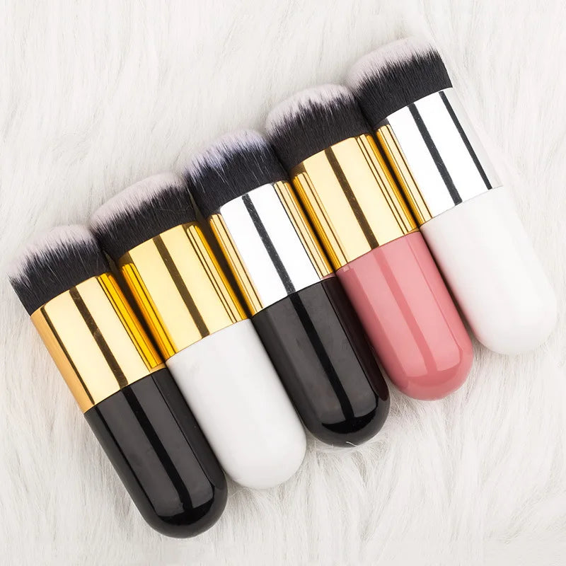 Flat Cream Makeup Brush - Chic Foundation & Highlighter