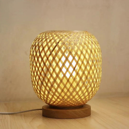 Handmade Bamboo Weaving Table Lamp