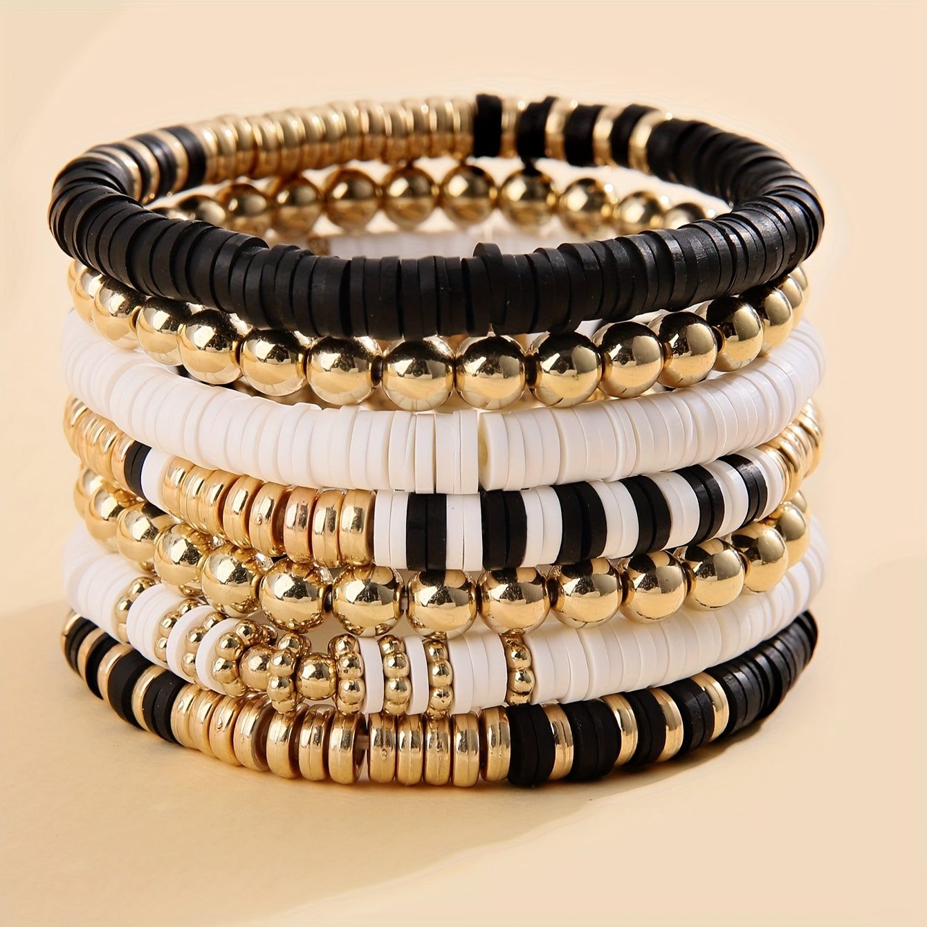 7-Piece Bohemian White & Black Bracelet Set – Elegant Gift for Women, Stylish & Versatile Jewelry