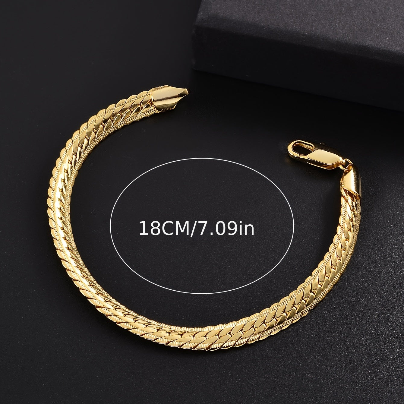 Fashion Golden Light Luxury Embossed Flat Chain Bracelet Bangle Hand Jewelry