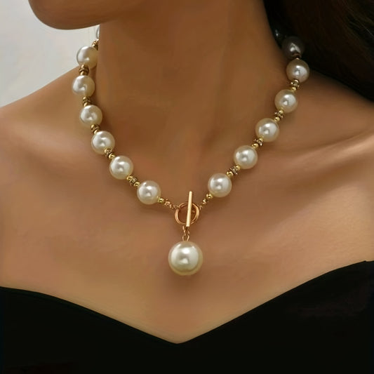 Faux Pearl Decor Necklace