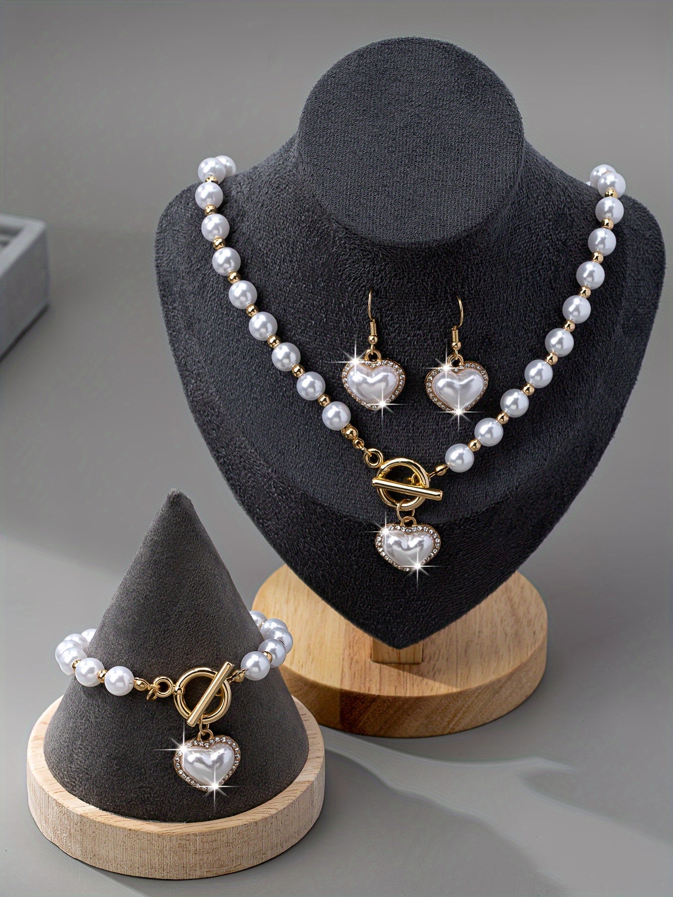 Elegant Classic Pearl Jewelry Set