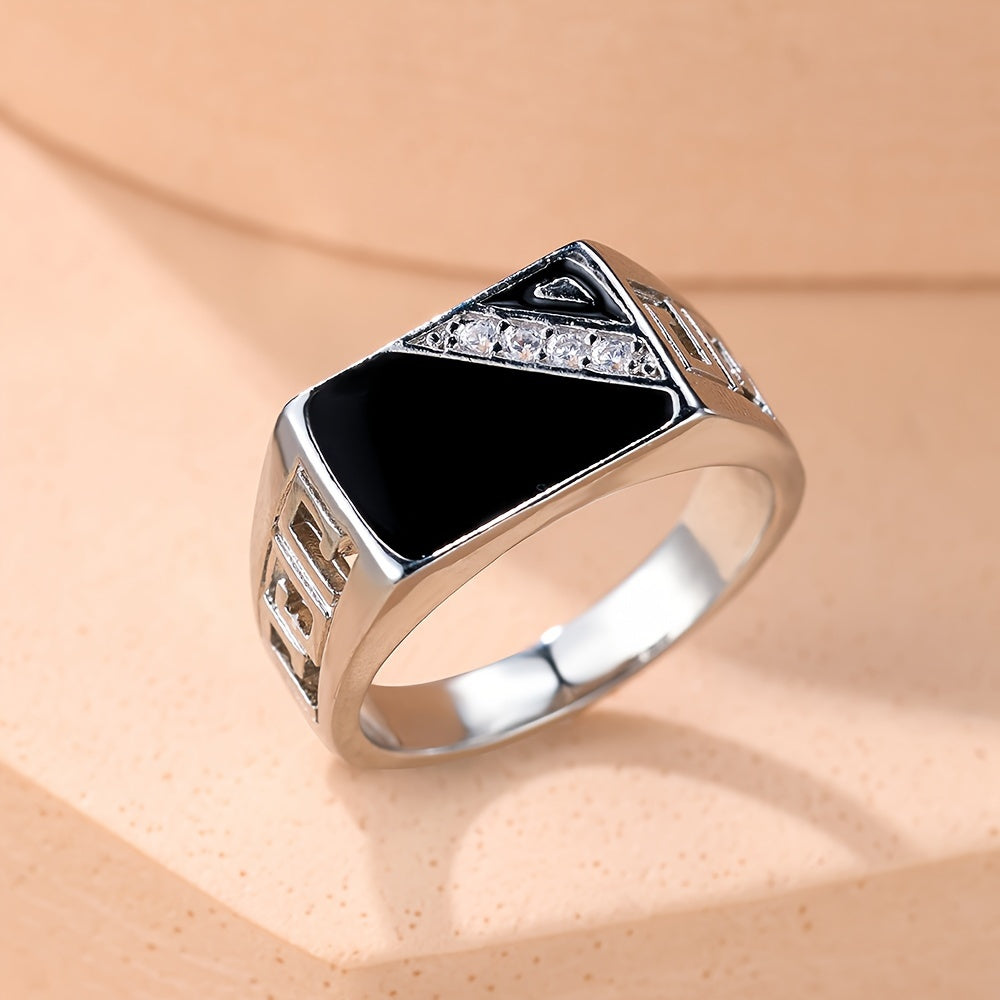 Classic Triangular Oil Drop Ring,