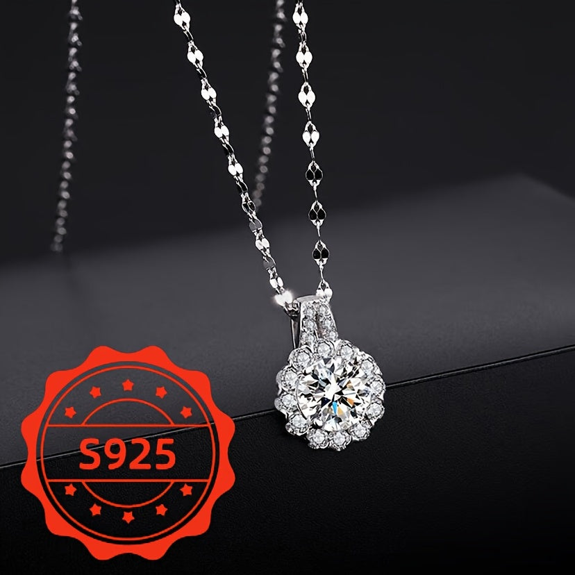 Elegant Sterling Silver Necklace with Luxurious Synthetic Zirconia