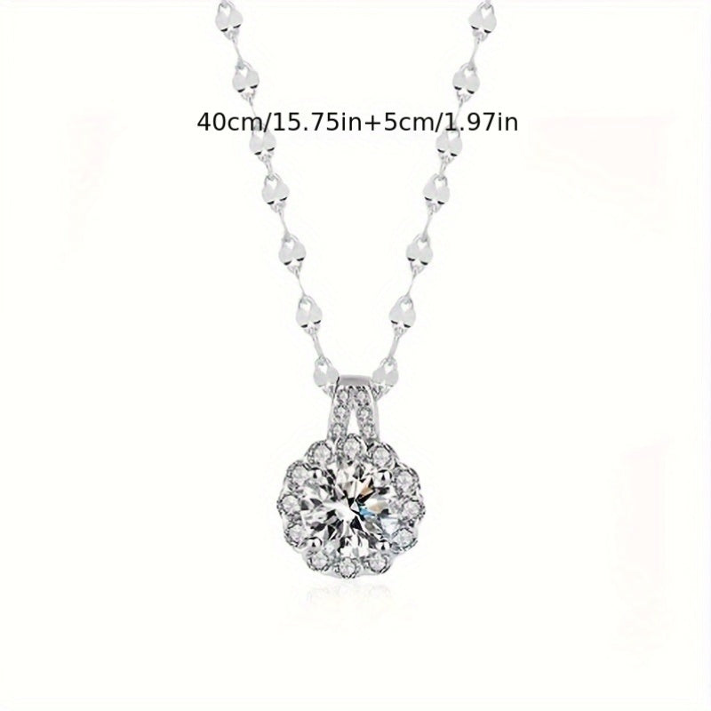 Elegant Sterling Silver Necklace with Luxurious Synthetic Zirconia