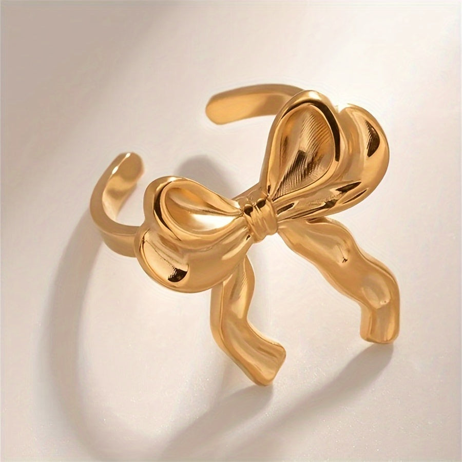 Simply Style Golden Bowknot Ring