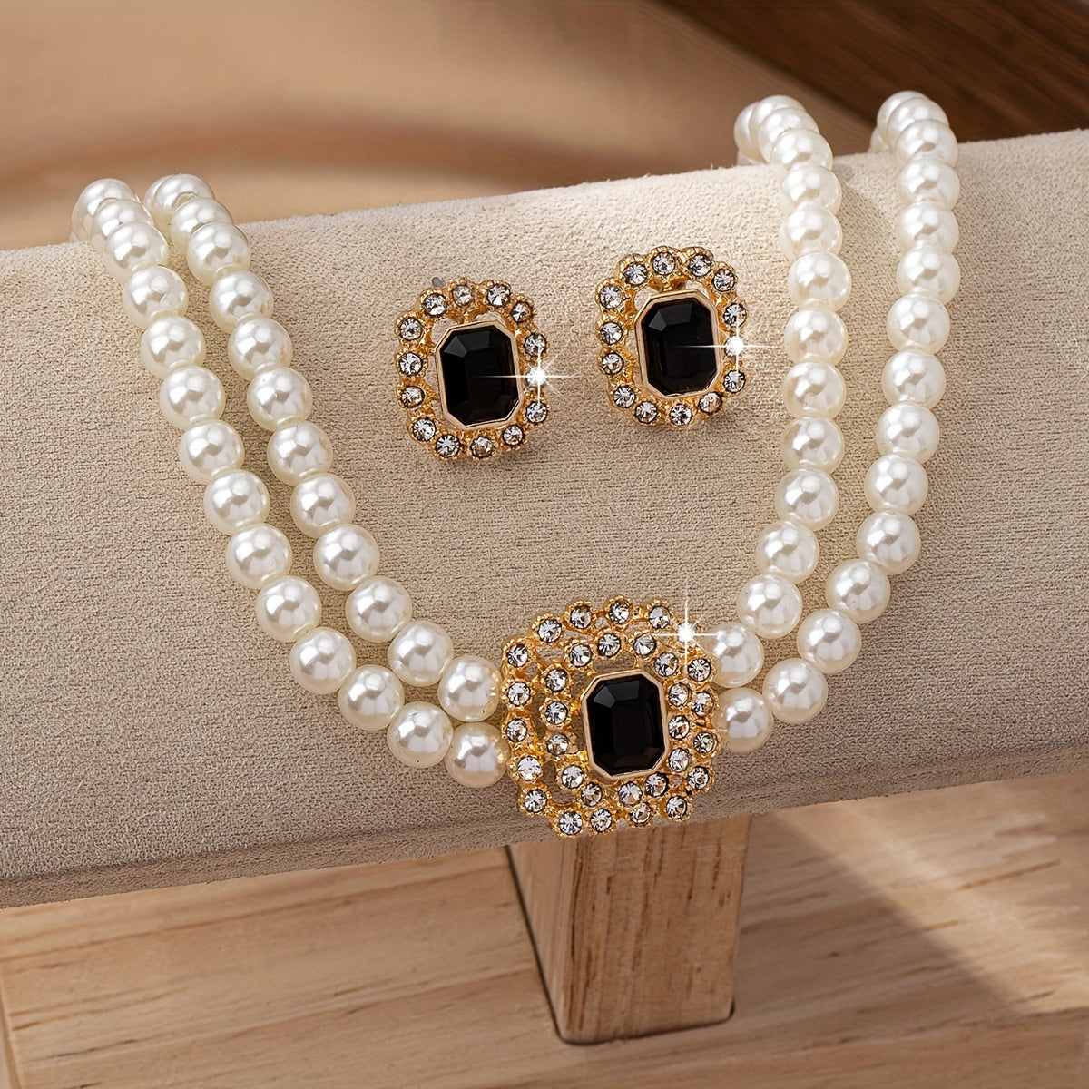 Luxury Elegant Double Row Faux Pearl Square Necklace Set